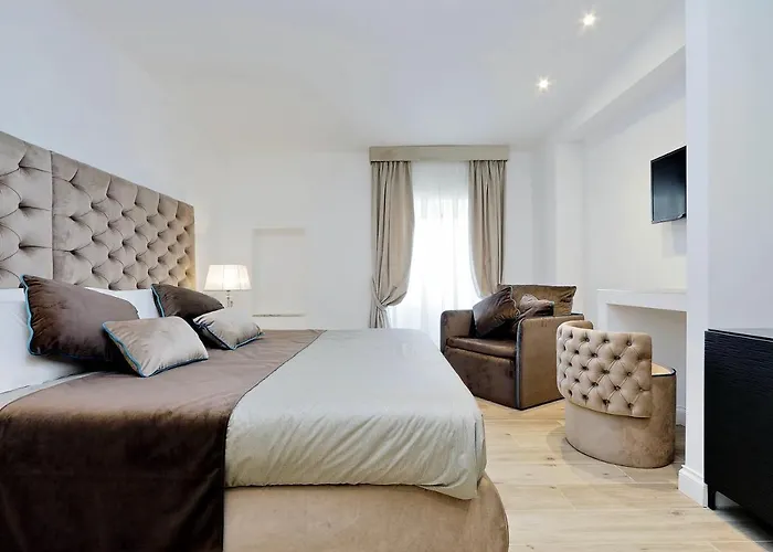 Couette-café Relais Aquarium 4*